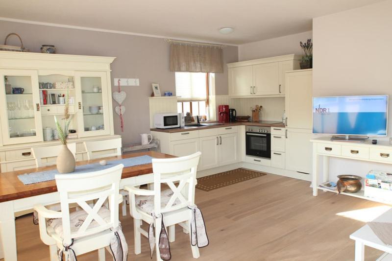 Ferienwohnung Abendsonne Ostseebad Nienhagen Kültér fotó